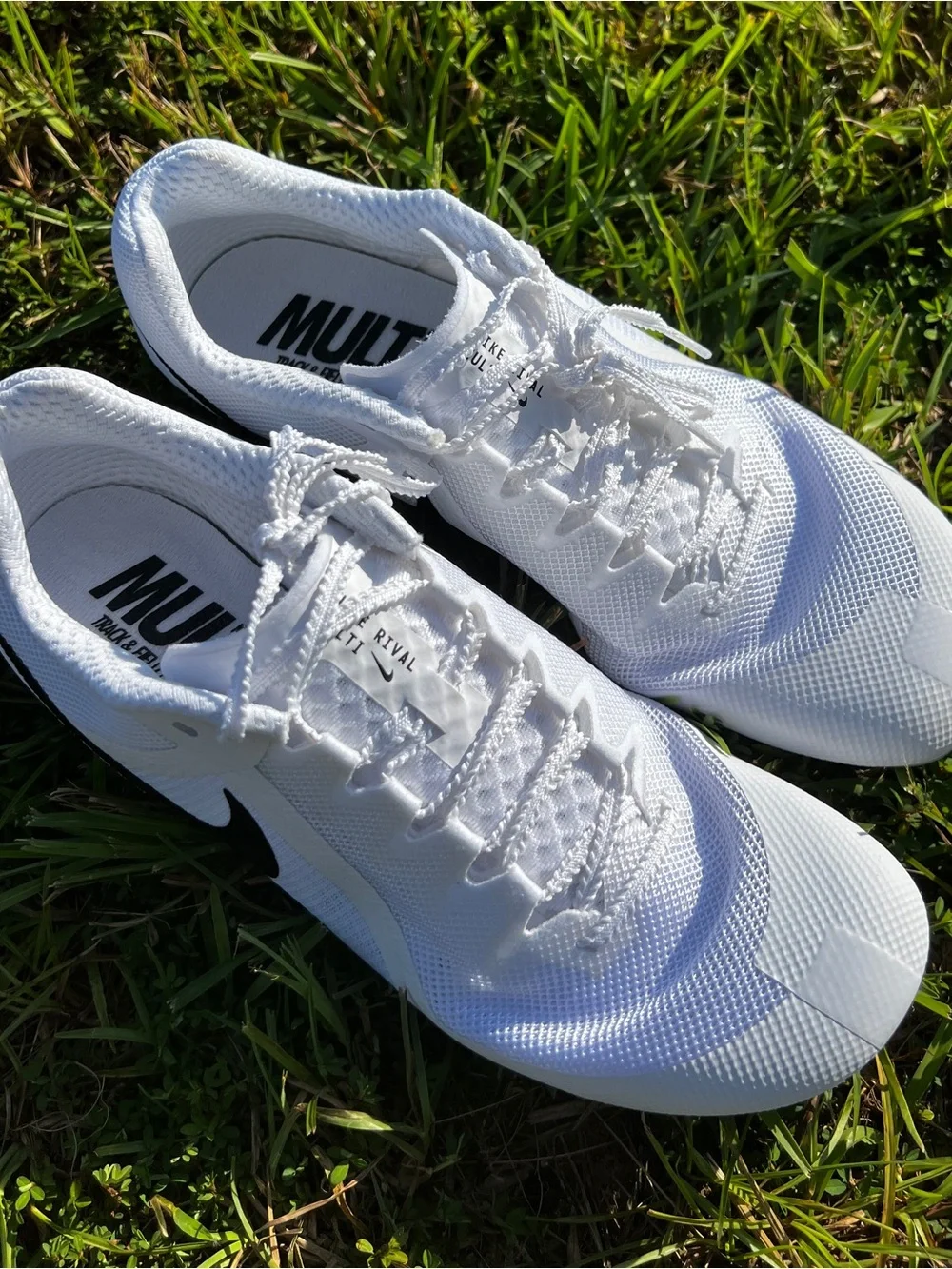 NEW Nike size 9.5 Mens Rival Multi Track Spikes White